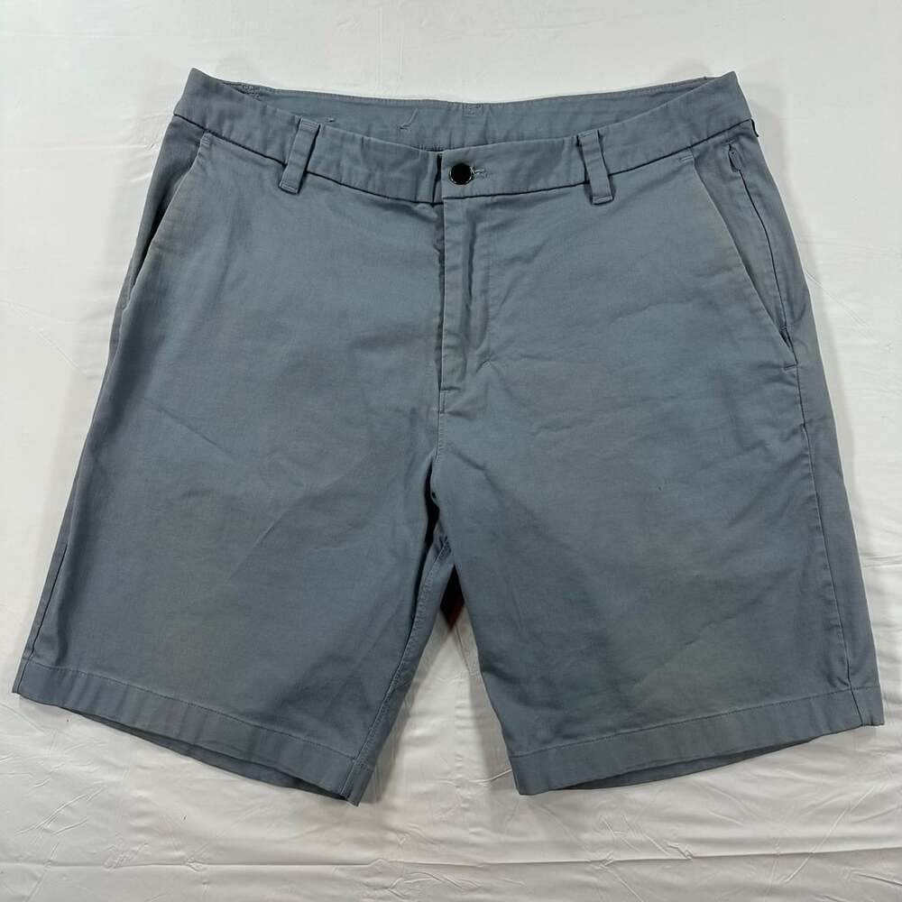 Lululemon Commission Shorts Mens Gray Chino Preppy Size 34 Golf Casual